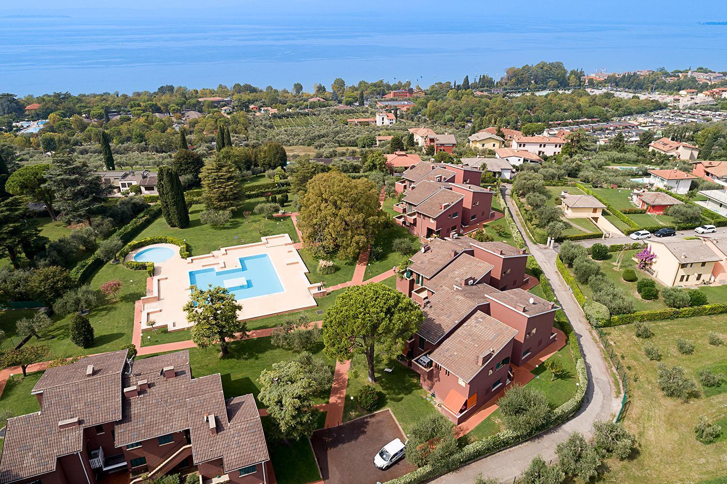 Apartments Blue View - Residence Casetto Bardolino - Regarda Travel Buitenkant foto